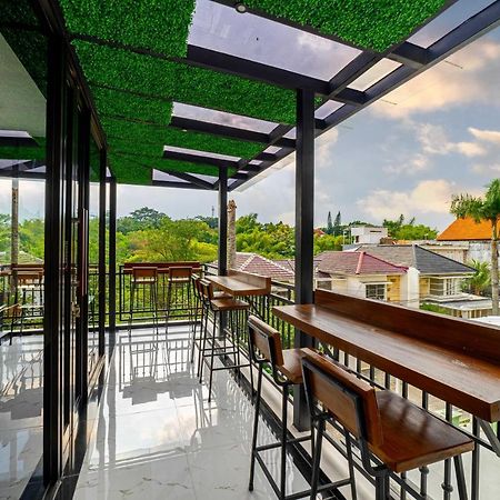 Tree Homestay Mitra Reddoorz Kasri Exterior photo