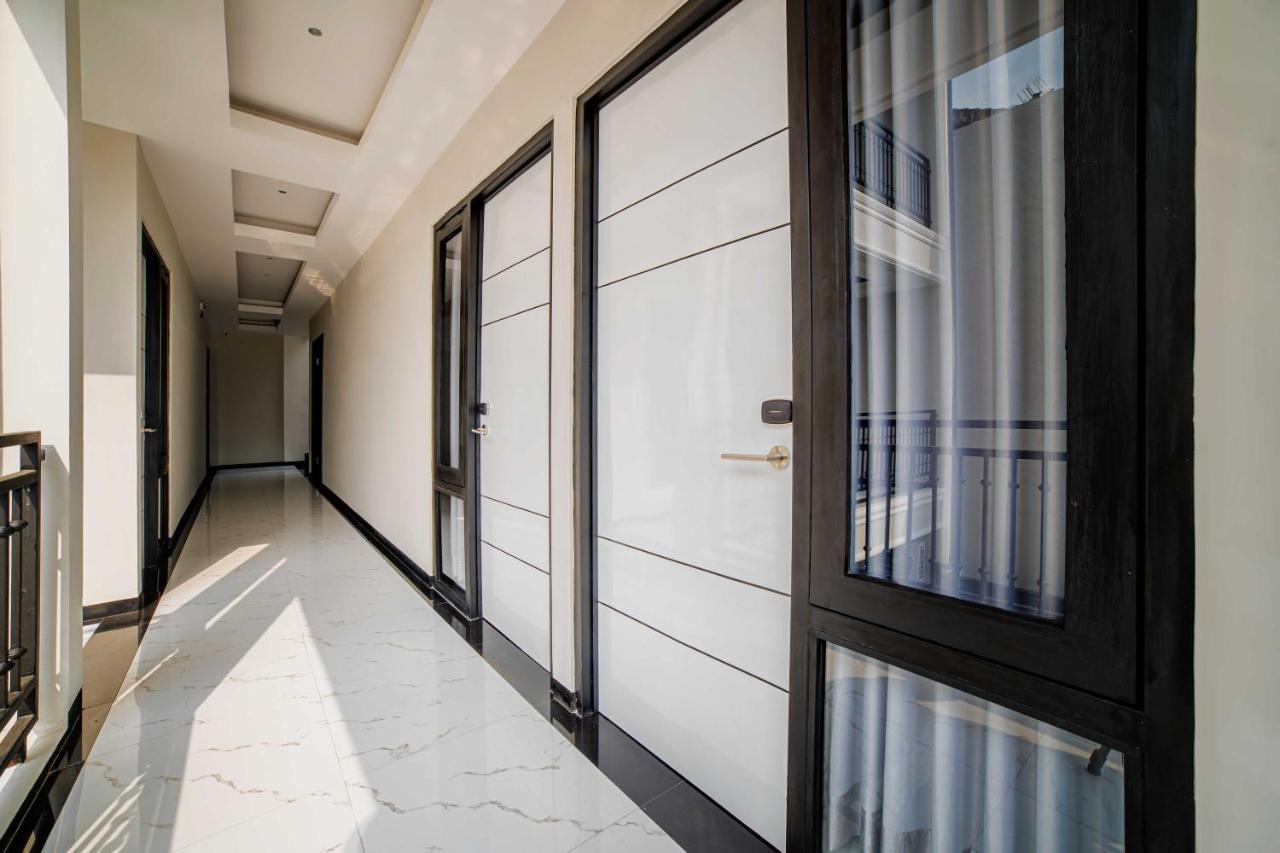 Tree Homestay Mitra Reddoorz Kasri Exterior photo
